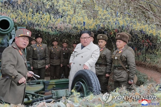 김정은, 서북5도 최접경서 포사격 지시…"싸움준비가 최대 애국"