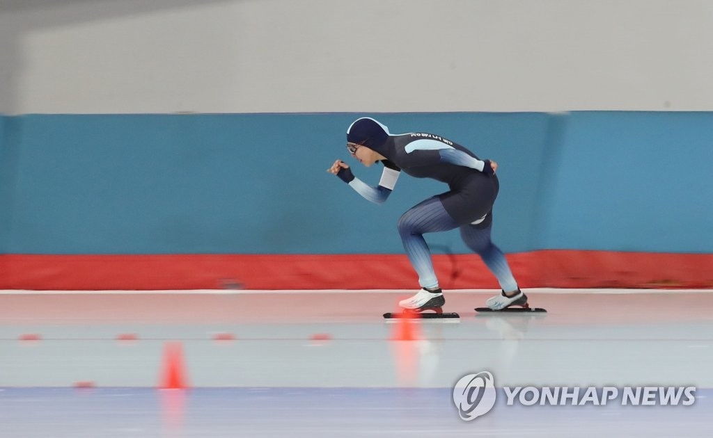빙속 김보름, 종합선수권대회 3관왕…빙속여제로 `우뚝 서다`