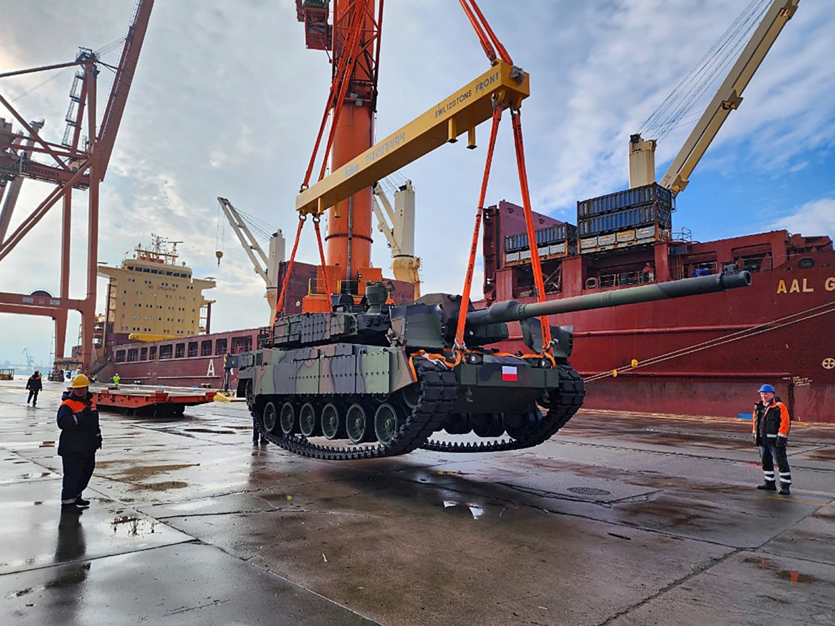 폴란드에 수출한 현대로템 K2 전차