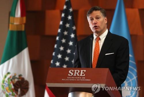 트럼프 국무 부장관에 전 멕시코 대사불법이민 줄인 주역