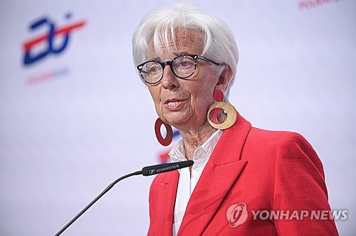 ECB 관세로 시장 흔들리면 개입할 수도종합