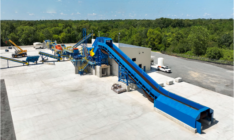 슈레더 설비 모습. (사진=다니엘리 센트로 리사이클링 제공)