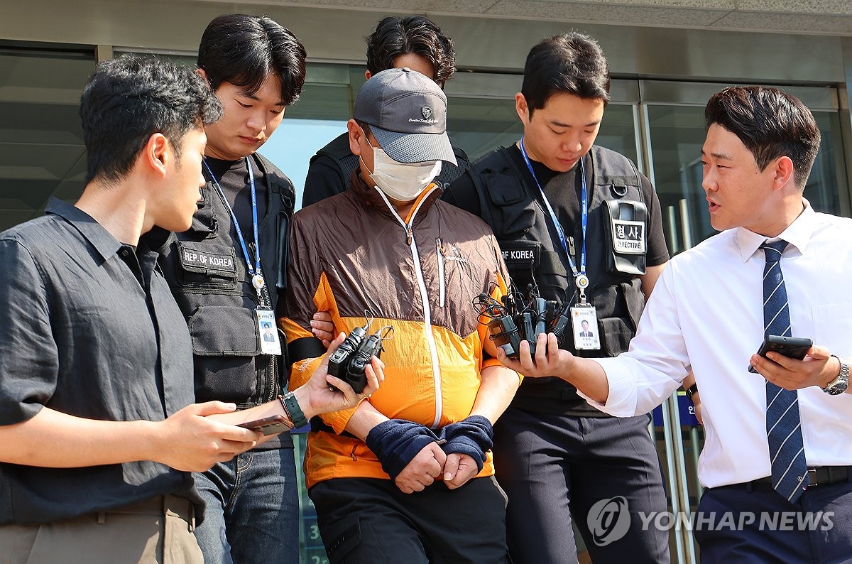 사제총기로 아들 살해한 60대 검찰 송치. 사진=연합뉴스