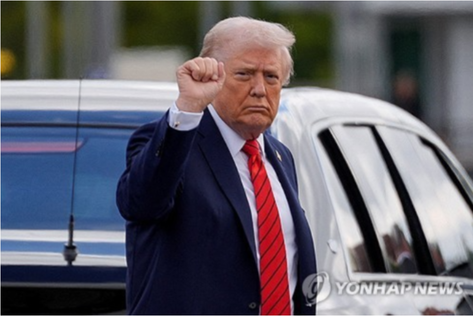 "'슬리피 돈' 못참아"...올해 팔순 트럼프, 거듭 '정면 반박' - 뉴스 썸네일 이미지