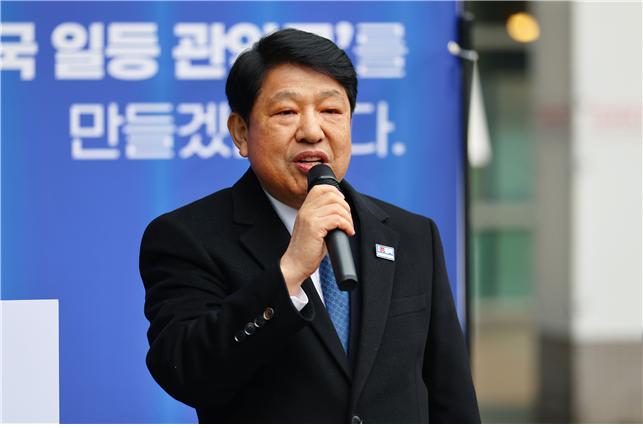 천범룡 더불어민주당 전략기획위원회 부위원장이 안전·주거·경제·청년 등 관악구 핵심 비전을 제시하고 있다