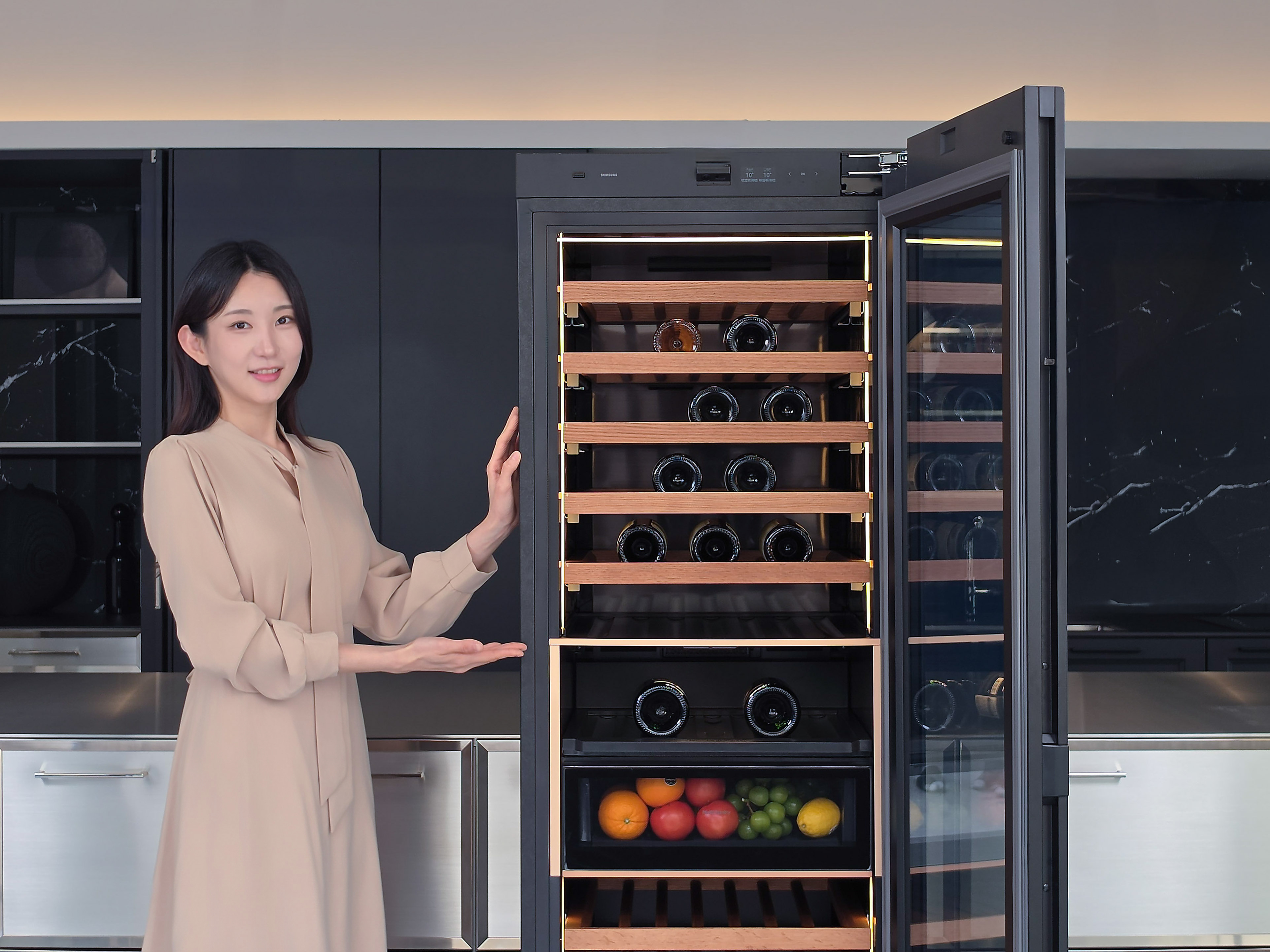 삼성전자 '인피니트 AI 와인 냉장고'. (사진=삼성전자)