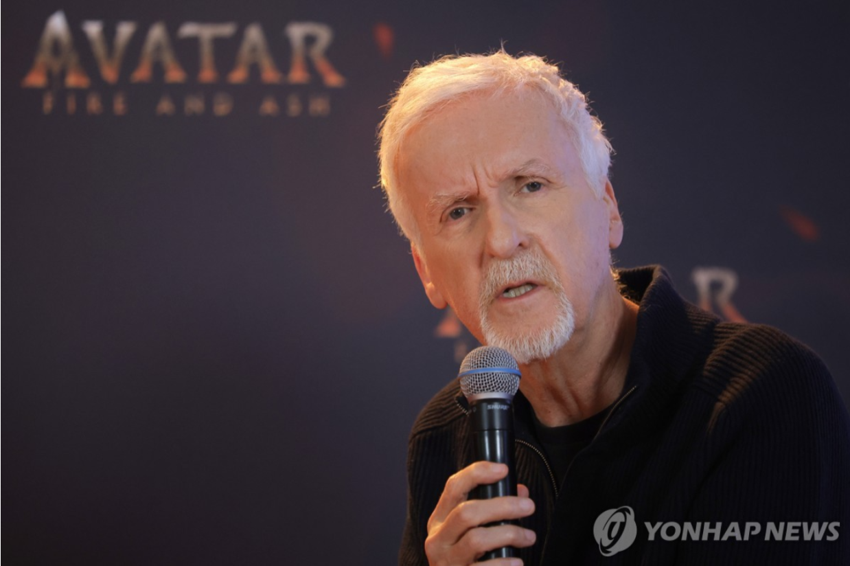 영화 '아바타' 시리즈를 연출한 제임스 캐머런 감독. 사진 = EPA, 연합뉴스