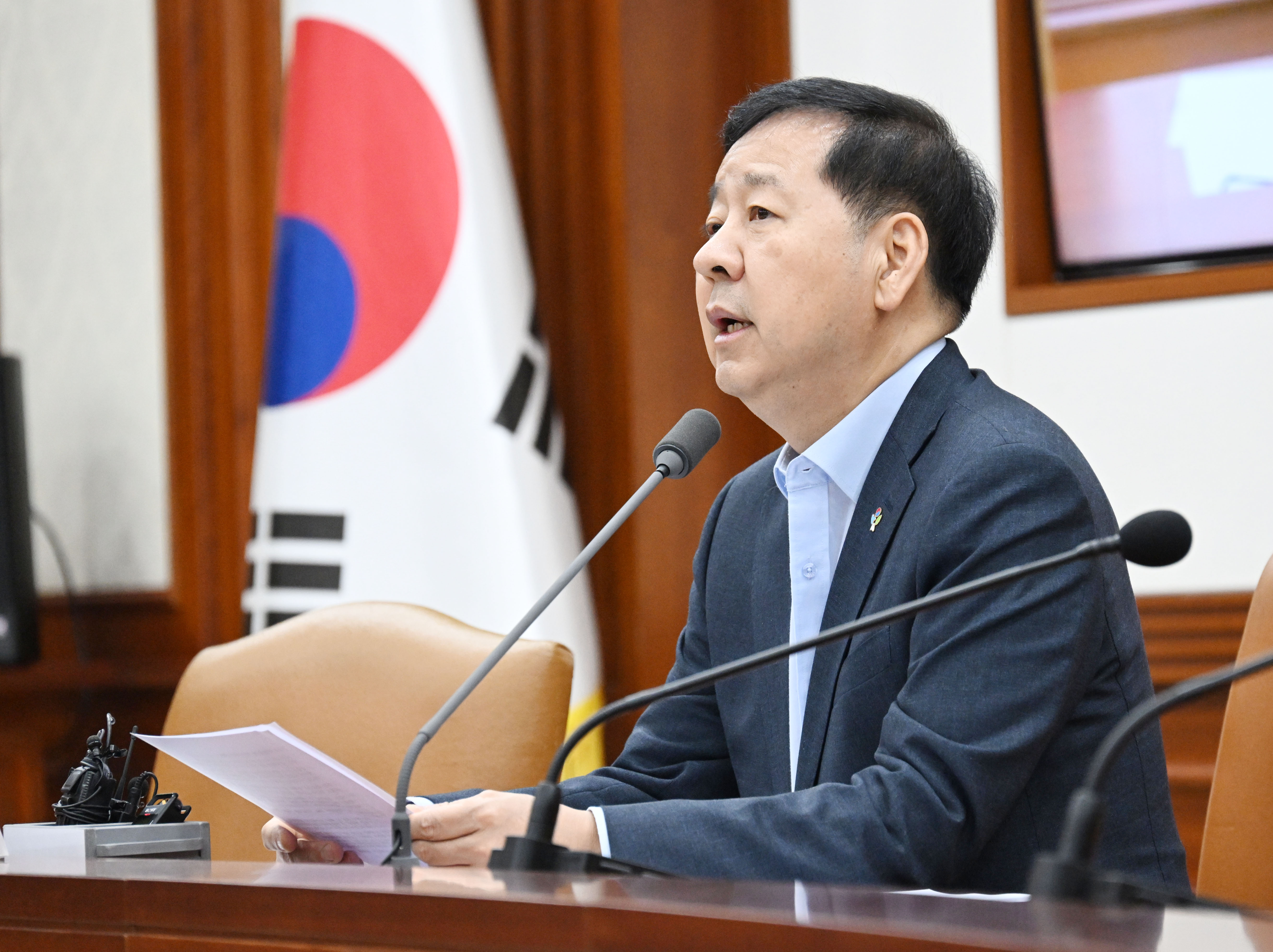 구윤철 부총리 겸 재정경제부 장관이 6월 10일 서울 종로구 정부서울청사에서 열린 '제269차 대외경제장관회의'를 주재, 모두발언을 하고 있다. (사진=재정경제부)