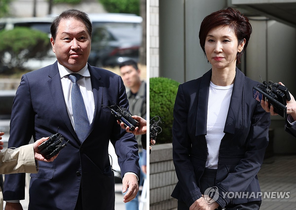 최태원 SK 회장과 노소영 아트센터 나비 관장. 사진=연합뉴스