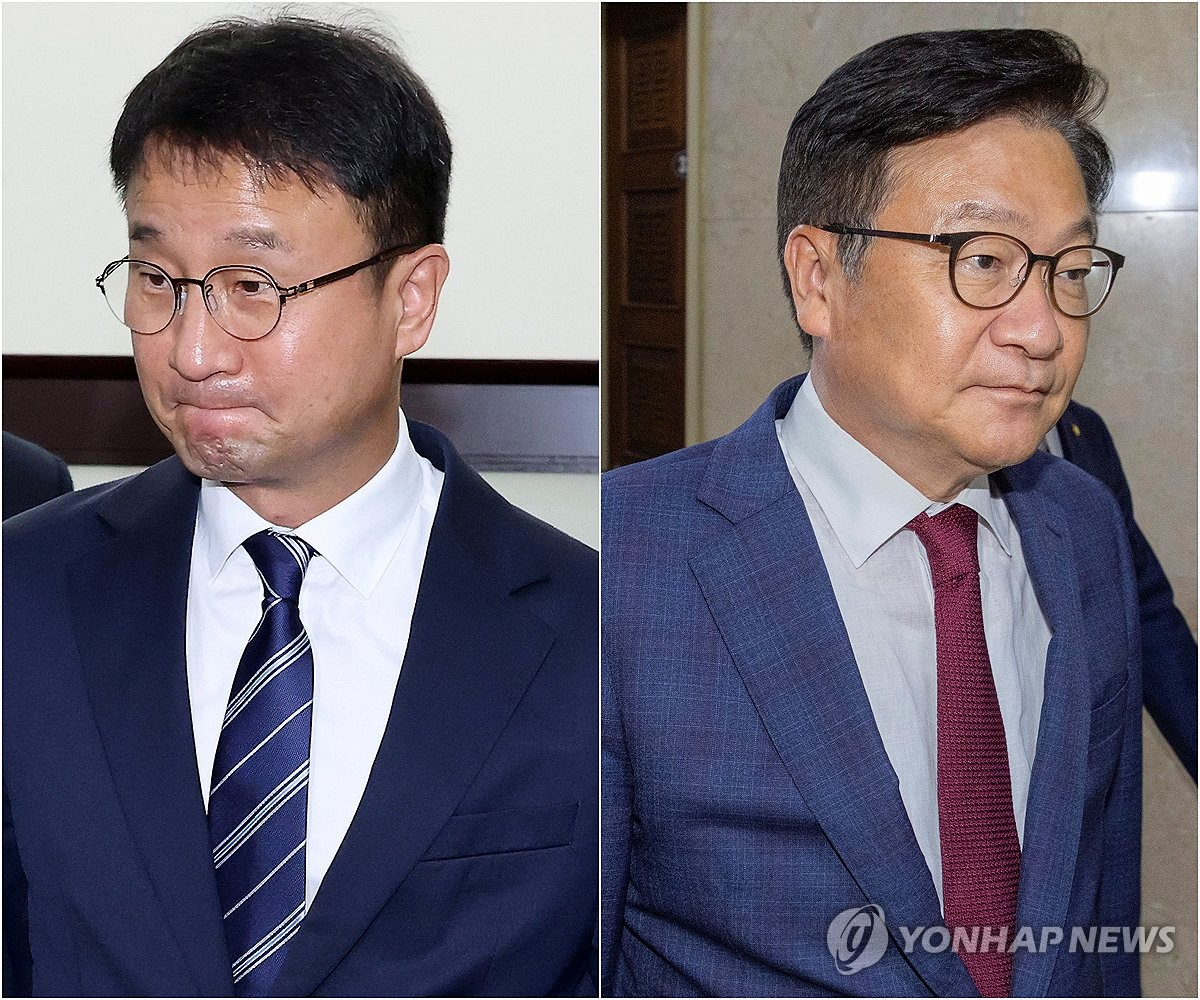 조정식 국회의장에게 원 구성 신속 요청을 마친 한병도 더불어민주당 원내대표(왼쪽)와 여야 원내대표단 회담을 마친 뒤 이동하는 정점식 국민의힘 원내대표. (사진=연합뉴스)