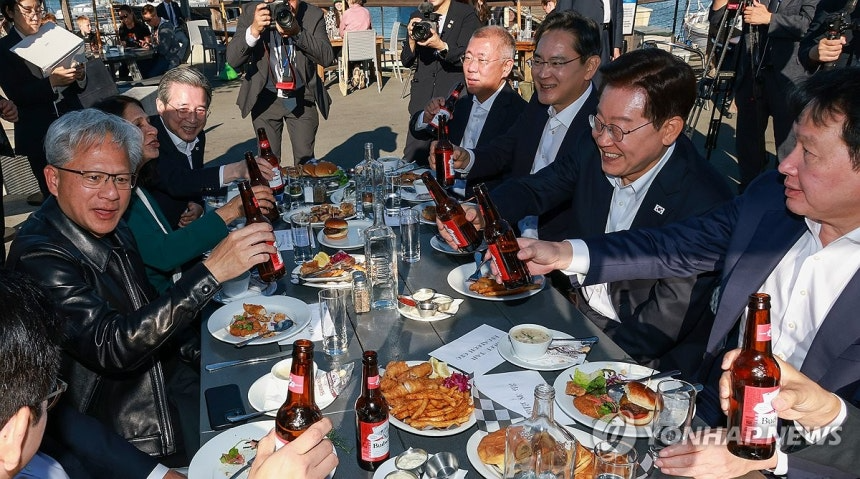 치맥 대신 '피시앤칩스'…李대통령, 빅테크 CEO들과 '샌프란 깐부회동'