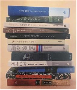 독서토론모임 미라클이 지금까지 읽은 12권 도서. 사진=한국경제TV