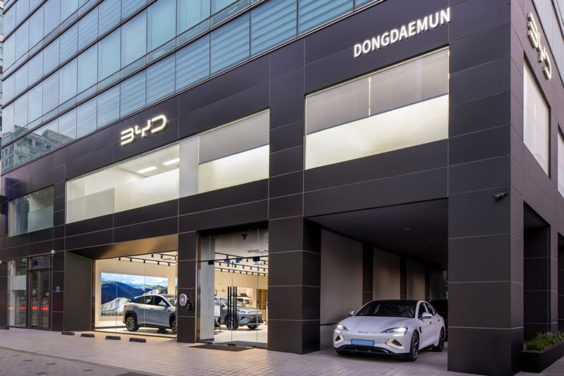 BYD Auto 동대문 전시장 전경 (BYD코리아 제공)