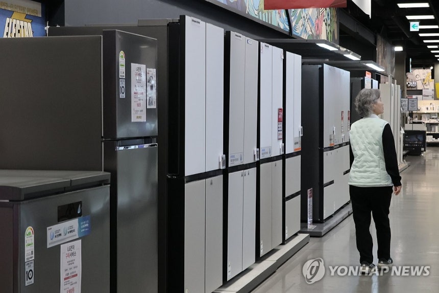 대형마트 가전제품 판매대. 사진=연합뉴스