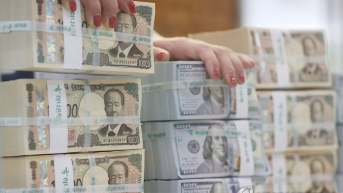 미일 환율 협상 기대에...환율, 1,380원대 하락 마감