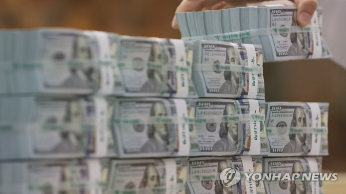 환율, 장 초반 소폭 하락…미중 무역 갈등 경계감 지속