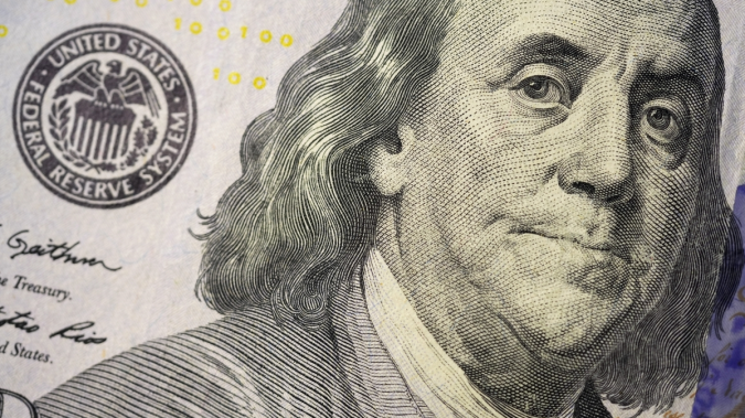 외환당국, 2분기 환율 방어에 8억 달러 매도