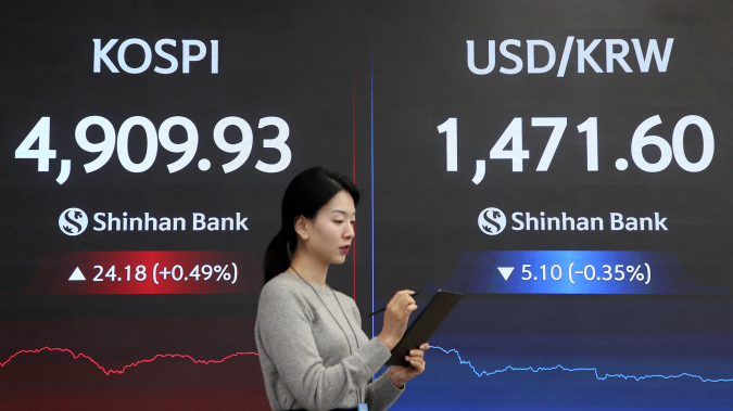 李 대통령 "환율 떨어진다" 발언에...나흘 만에 하락 마감