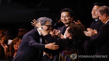 3년새 `칸 트로피 3개`…CJ ENM의 투자 안목