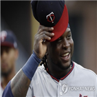 사노,혐의,성추행