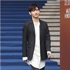 브랜드,디자이너