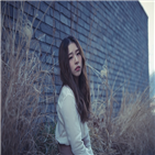 데뷔,길모퉁이,무대