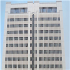 표현,작가,수행비서