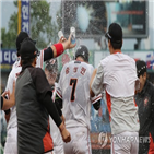 한화,감독,두산,경기