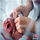 신생아,중국,자녀,출산율