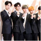 활동,앨범,연장