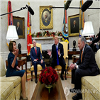 트럼프,민주당,장벽,대통령,셧다운