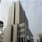 변호사,독방,수감자