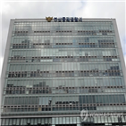 의류판매장,훔친