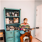 직구,활동,그때,신곡