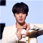 박지훈