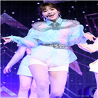 아이즈원,안유진,멤버,하트아이즈