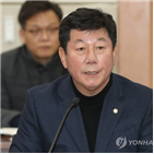 행위,아이,아이돌보미