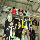 미국,쇼케이스,스트레이