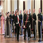 노르웨이,대통령,한국,평화,전쟁,양국,국왕