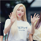 우주소녀