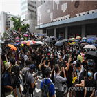 시위,홍콩,시위대,경찰,이날,시민,송환법,정부청사,12일,대규모