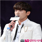 이민우,강제추행,여성