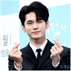 옹성우