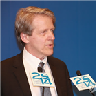 트럼프,실러,대통령,경기