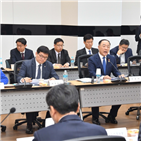 입법,발표,부총리