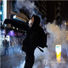 시위대,홍콩,경찰,위해,시위,쇼핑몰