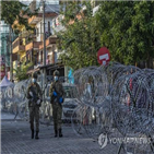 말레이시아,금지,이동제한령,학교,완화