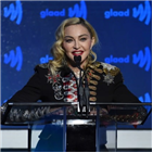 코로나19,마돈나,항체,발언,7주