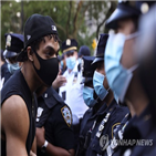 경찰,공격,남성,용의자