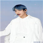 투모로우바이투게더